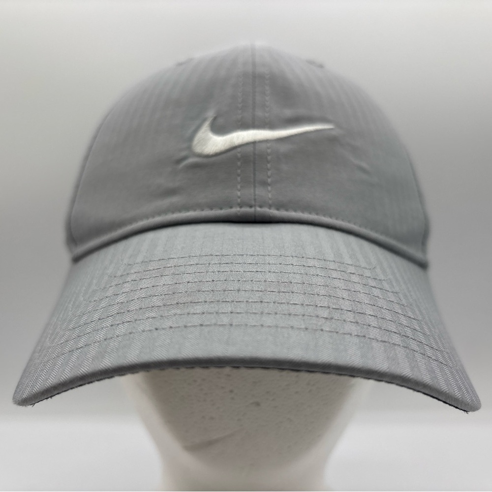 Nike Legacy91 Dri-Fit Unisex Gray Golf BV1076-012 Adjustable Strapback Hat OSFM‎